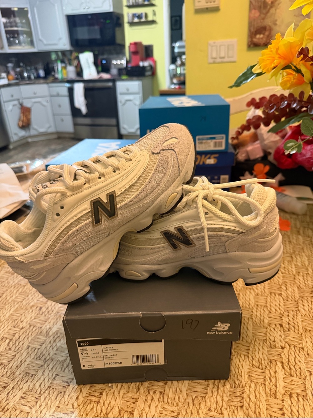 New Balance 1000s sz 7 woman new in box !!! Asking 1/2 of retail price!!!